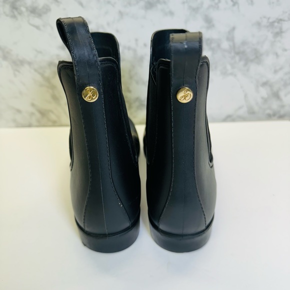 Sam Edelman Tinsley Womens 8 Matte Black Chelsea Ankle Rain Boots - Picture 3 of 4